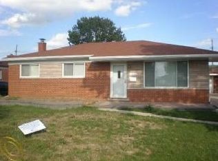 33728 Brownlea Dr, Sterling Heights, MI 48312