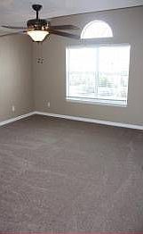 5th image of 501 Hamlet Ct