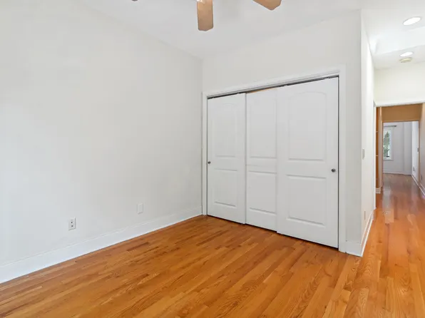 8 Carroll Place image 9 of 21