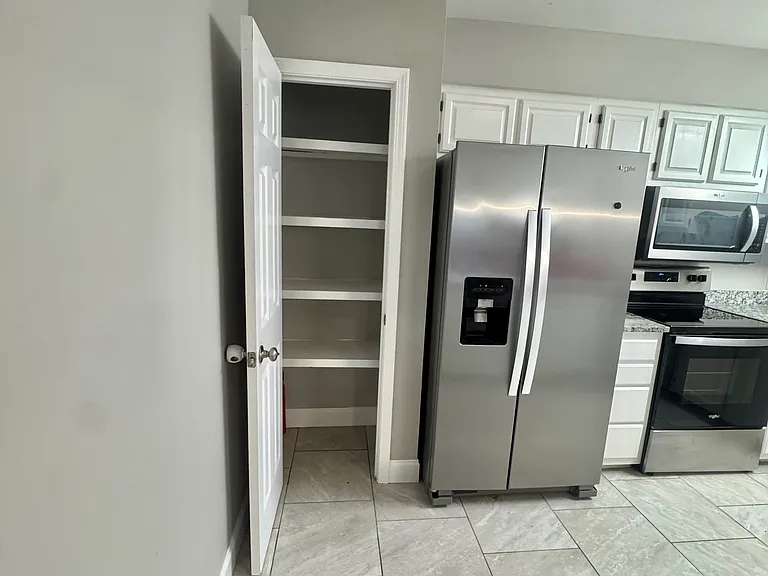 11108 Ragan Ln — Photo 5