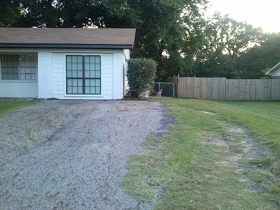 2nd image of 107 Linden Dr