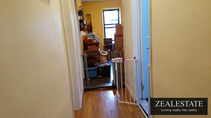 Rented by ZealEstate Group Inc | media 8