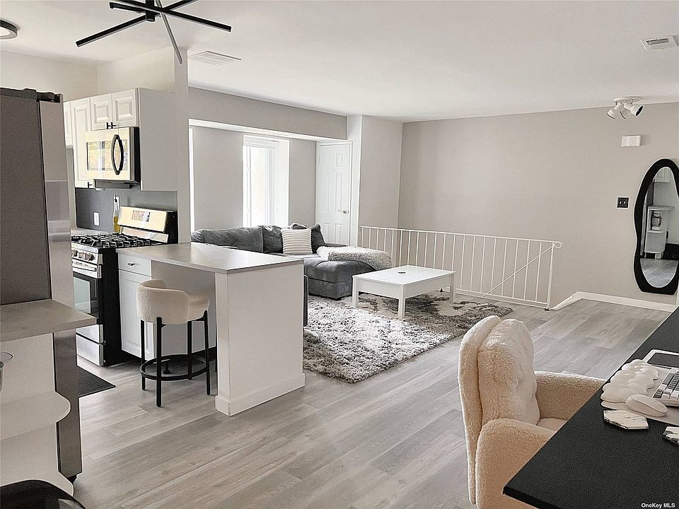 North Isle Village 6 El Camino Ct Coram NY Zillow