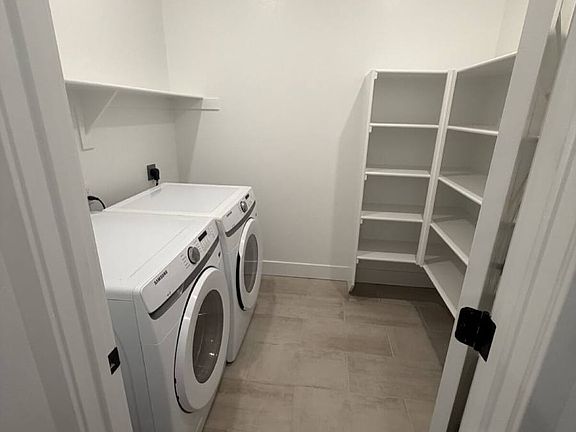 2nd image of 8539 Ponderosa Ave