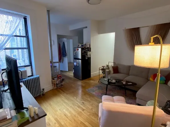 350 E 67th St #18B, New York, NY 10065