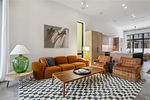 1435 Euterpe St — Photo 13