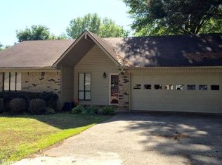 2203 West St, Conway, AR 72032