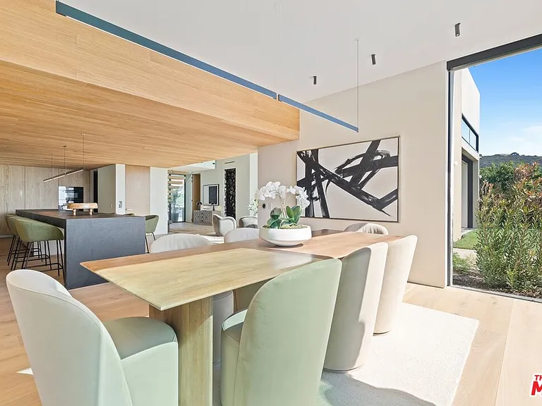 2501 Banyan Dr — Photo 19