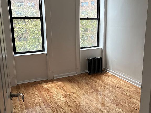 3rd image of 501 W 133rd St APT 12