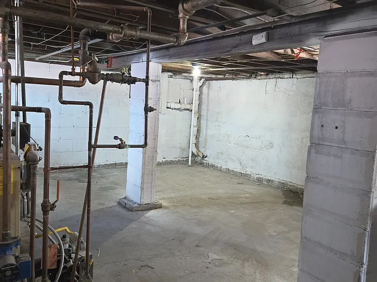 16 E Merion Ave — Photo 25