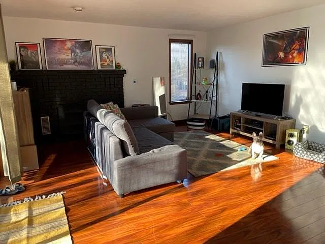 19816 Military Rd S #4