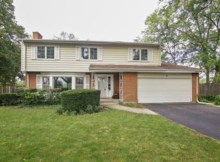 14 Ellendale Rd, Deerfield, IL 60015