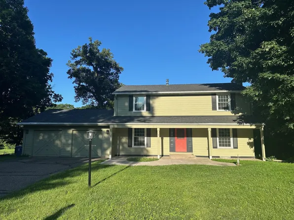 4261 Winchester Ct, Minnetonka, MN 55345