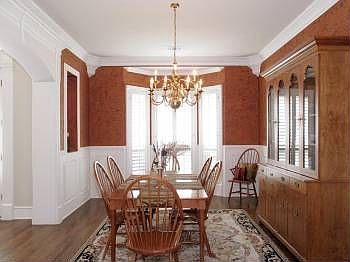5th image of 907 Parkview Ln