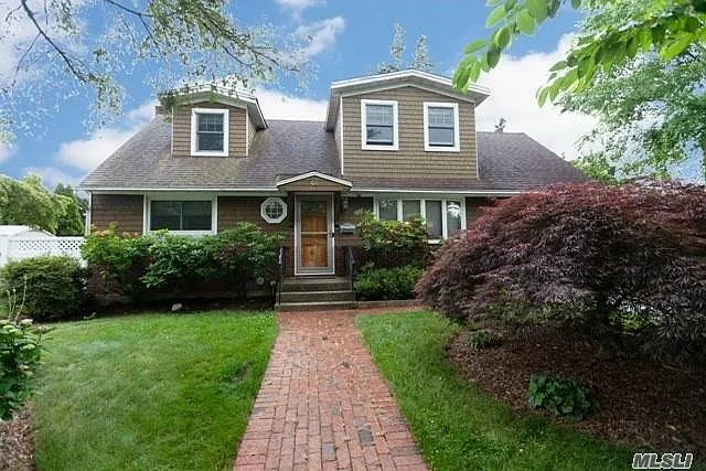 46 W Walnut St photo 1