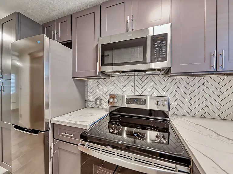 310 S Maryland Pkwy — Photo 9