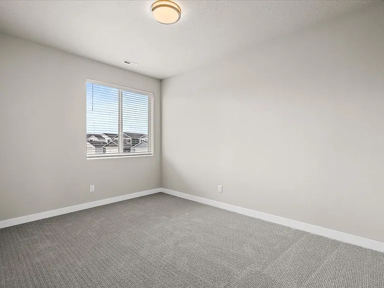 5209 E Hope Ave — Photo 31