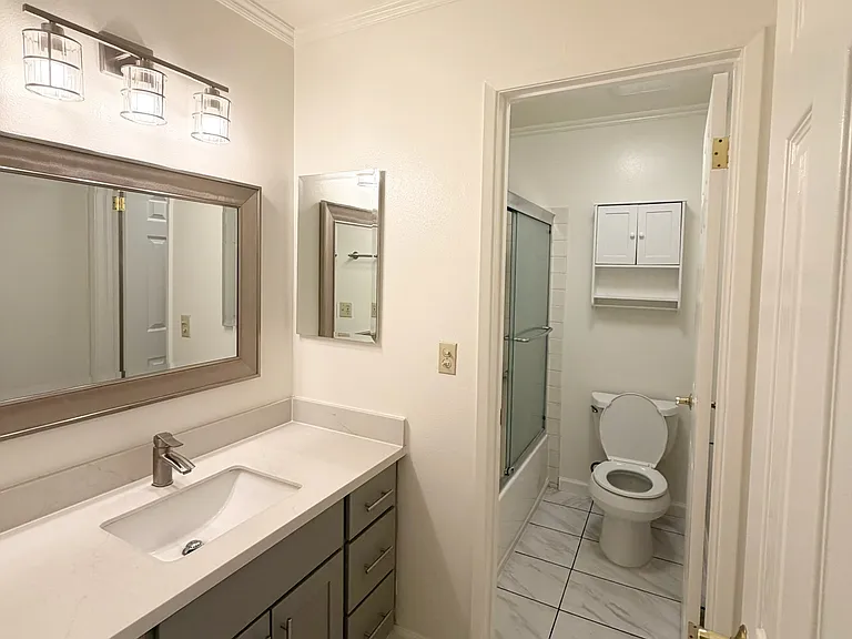 42932 Corte Galicia — Photo 10