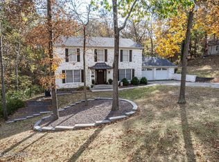 1911 Dora Ln, Jefferson City, MO 65109