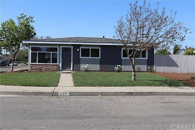 1st image of 617 W Agnes Ave