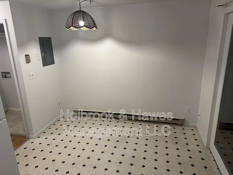 4887 Basswood Dr — Photo 10