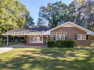 189 N 5th Ave, Winder, GA 30680