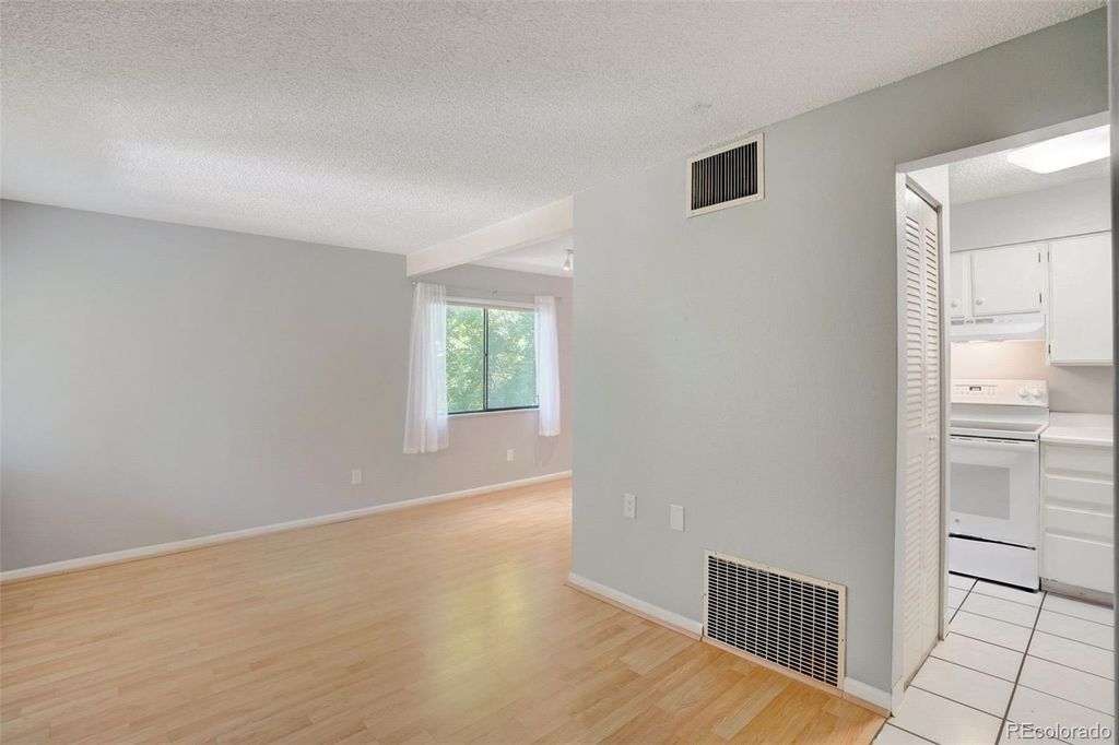 1705 Heatheridge Road #L201