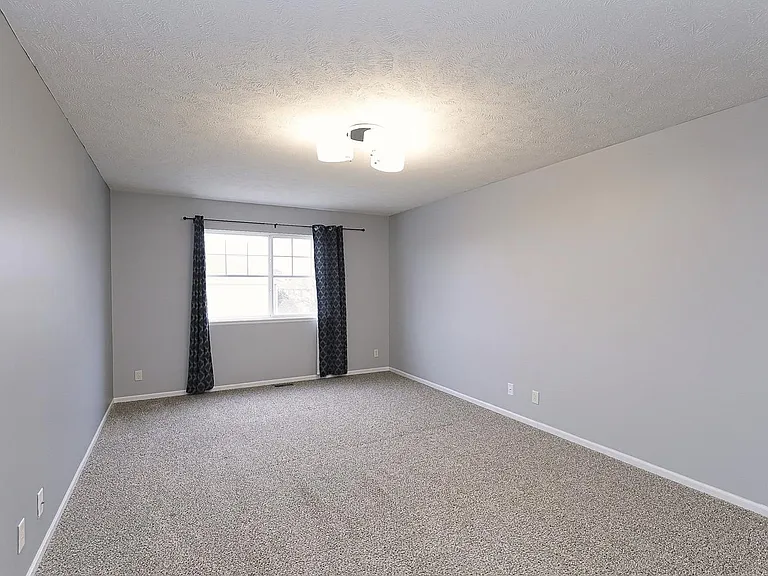 8805 Venice Ln — Photo 30