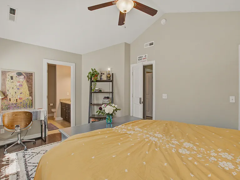 21 Oak Forest Dr #B — Photo 27