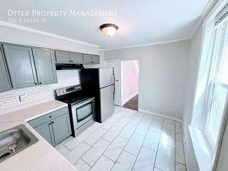 550 N Paxon St — Photo 11