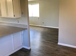 194 SW Cherry St, Dallas, OR 97338