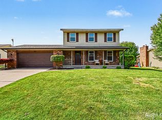 2182 Jamestown Dr SE, Kentwood, MI 49508