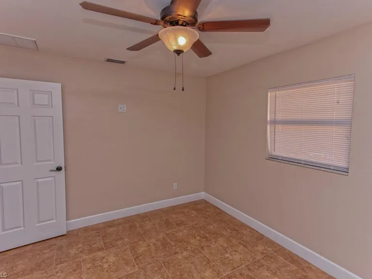 13650 Caribbean Blvd — Photo 9