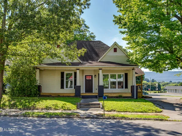 327 Ohio Ave, Etowah, TN 37331