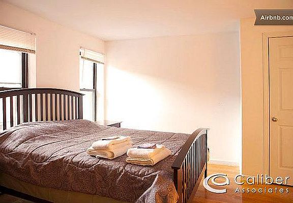 4th image of 157 E 33rd St APT 3A