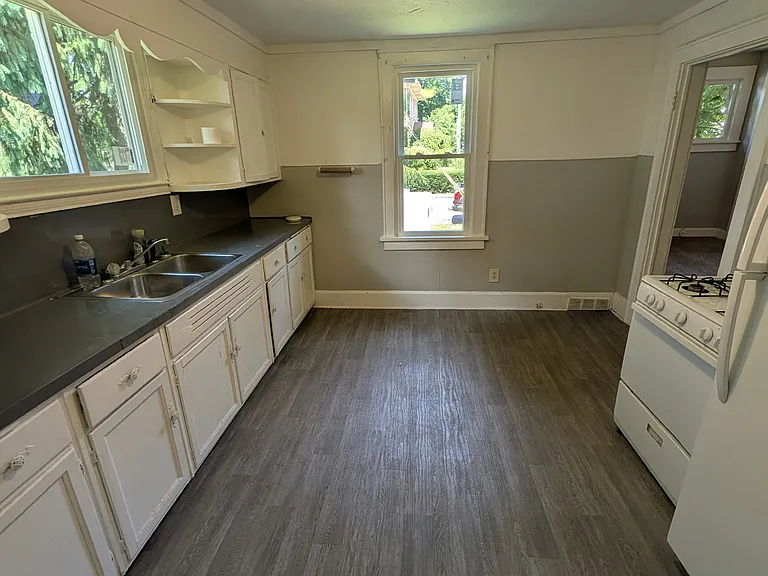 949 Fulton Rd NW #1 — Photo 2