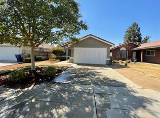 6737 N Constance Ave, Fresno, CA 93722