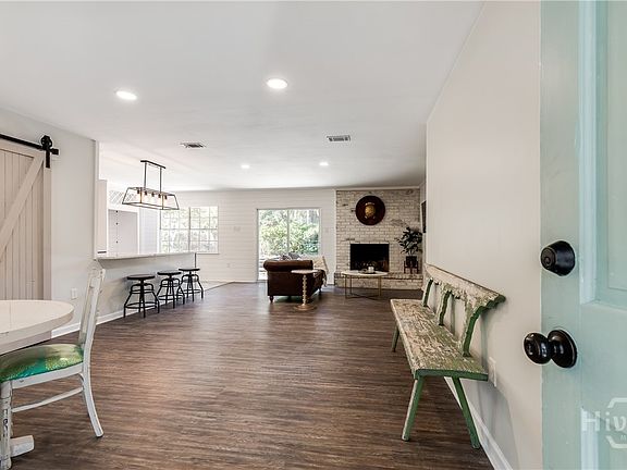 5th image of 1609 Walthour Road