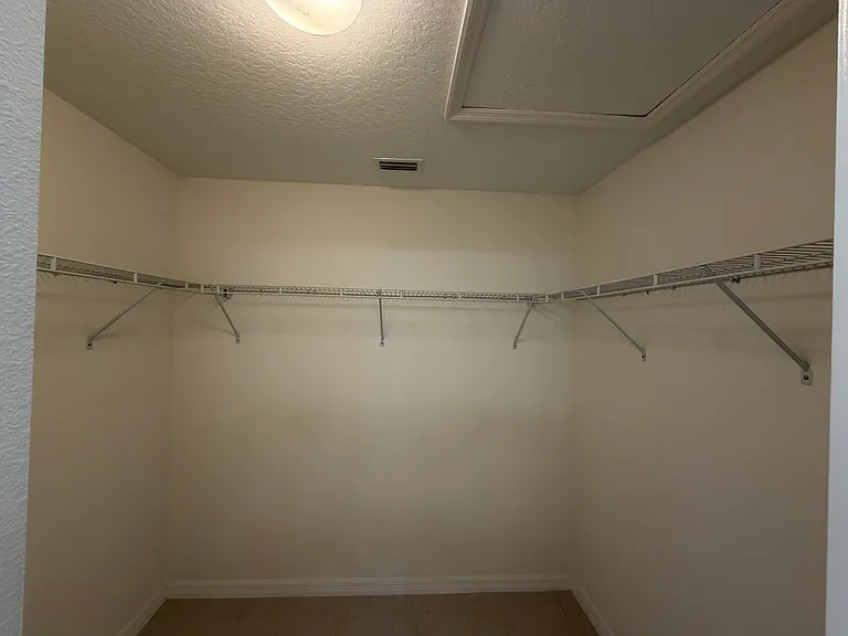 19 Fenwick Ln — Photo 10