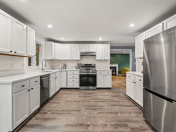 5th image of 93 Kendrick Rd