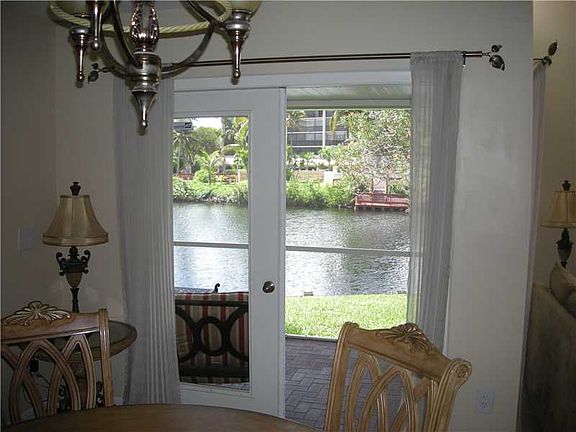 5th image of 1117 SE 6th Ave