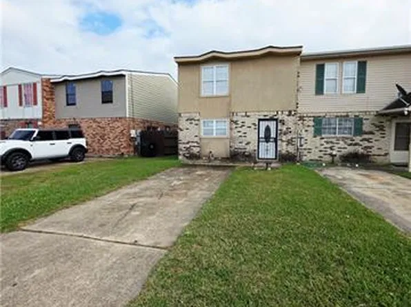 5141 Basinview Dr, New Orleans, LA 70126