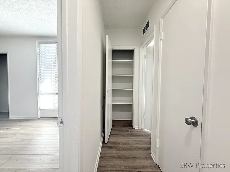 712 N Adams St #10 — Photo 11