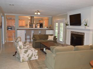 3522 Lakeshore Dr, Tallahassee, FL 32312