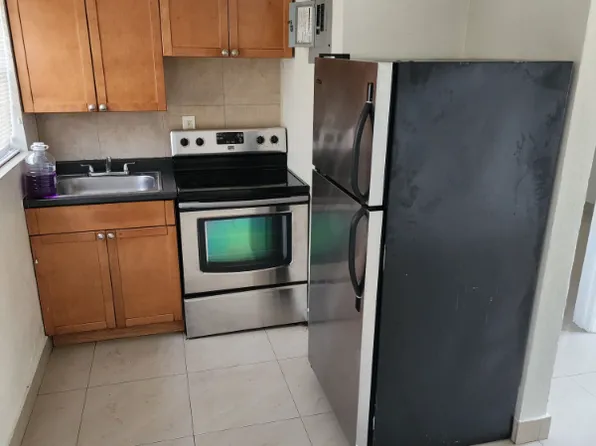 133 SW 5th Ct #A, Dania, FL 33004