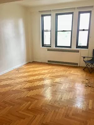 5th image of 62 Park Ter W APT A15