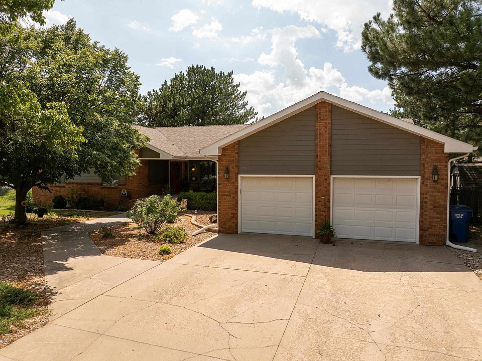 1st image of 3901 Fairway Dr