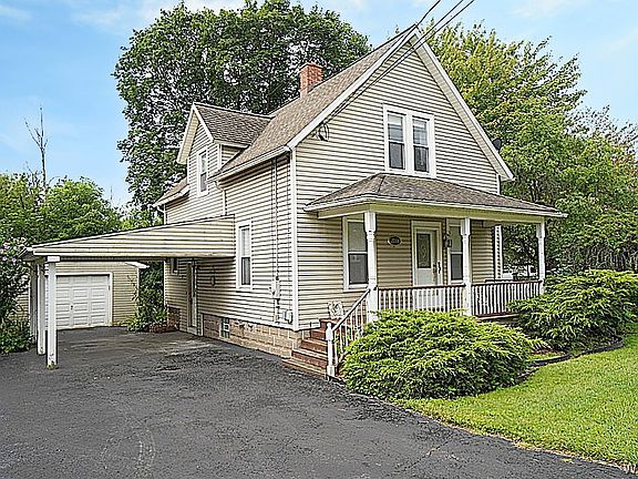 2nd image of 2398 Niagara Rd