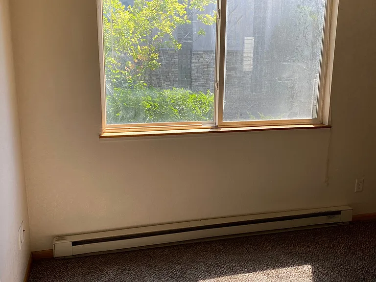 219 W Myrtle St #A — Photo 3