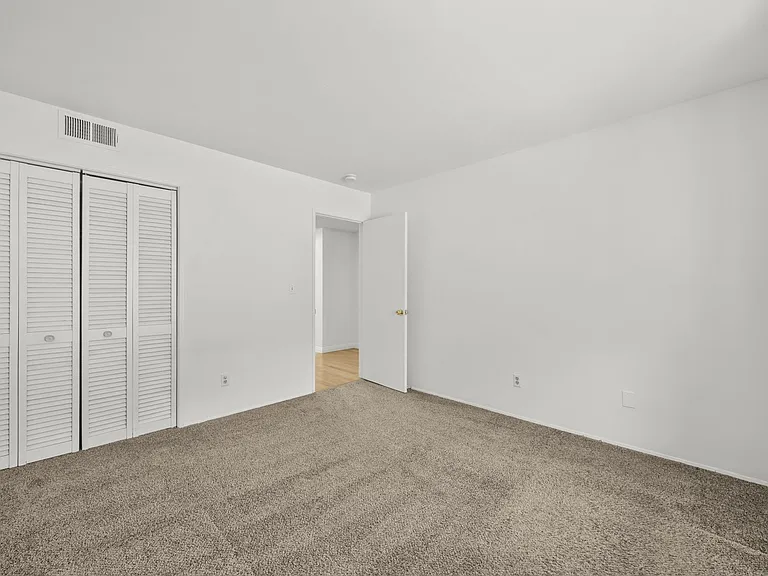 9426 Carlynn Pl — Photo 18